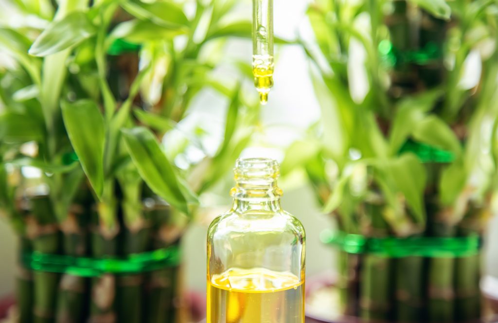 Photo flacon et compte goutte